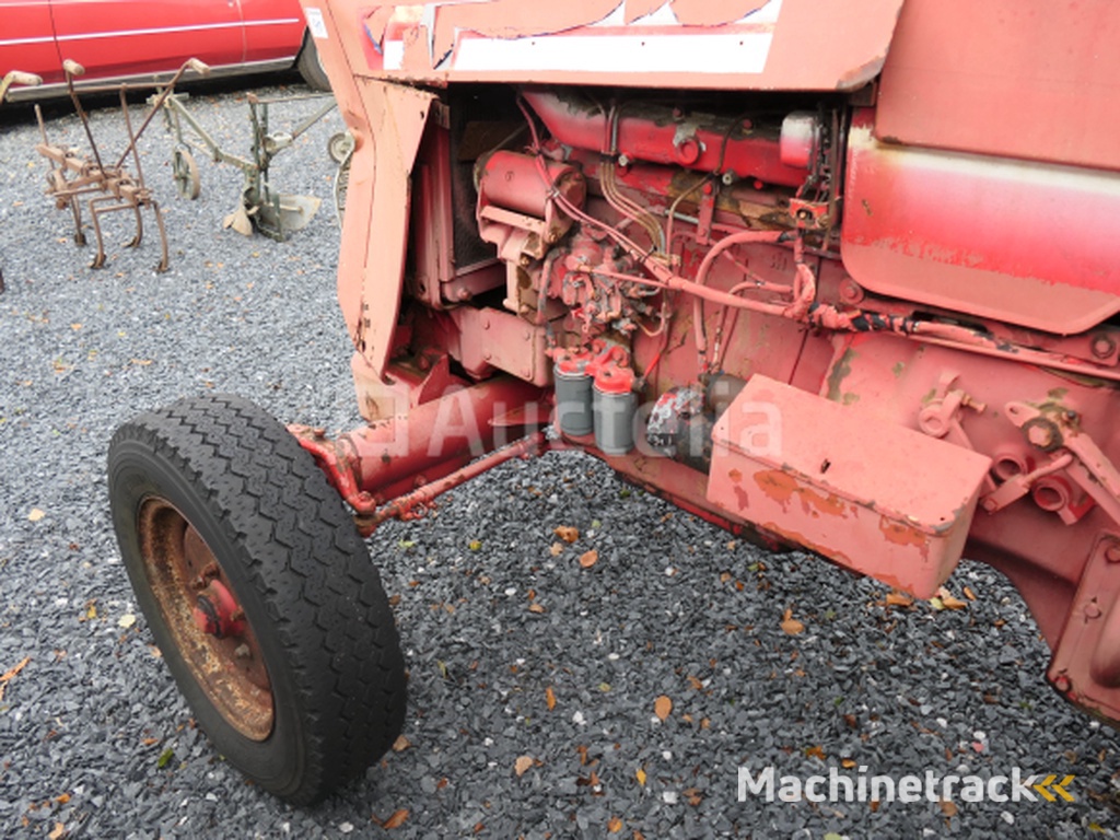 International Harvester Landbouwtractor (VIN:NT362374)