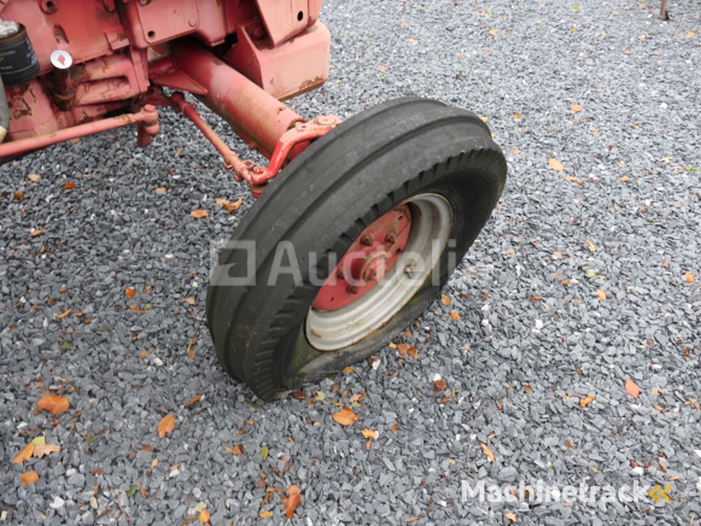 International Harvester Landbouwtractor (VIN:NT362374)