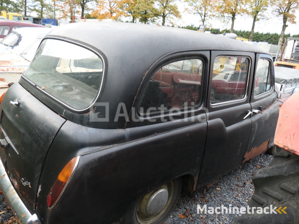 Londense taxi om Austin te herstellen