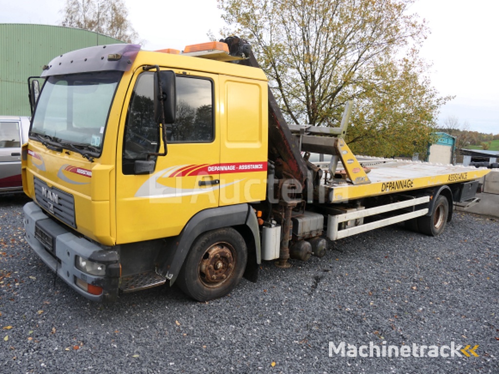 Bergingswagen MAN L12LC (2001-516.464 km)( VIN:WMAL71ZZZ1Y081609)