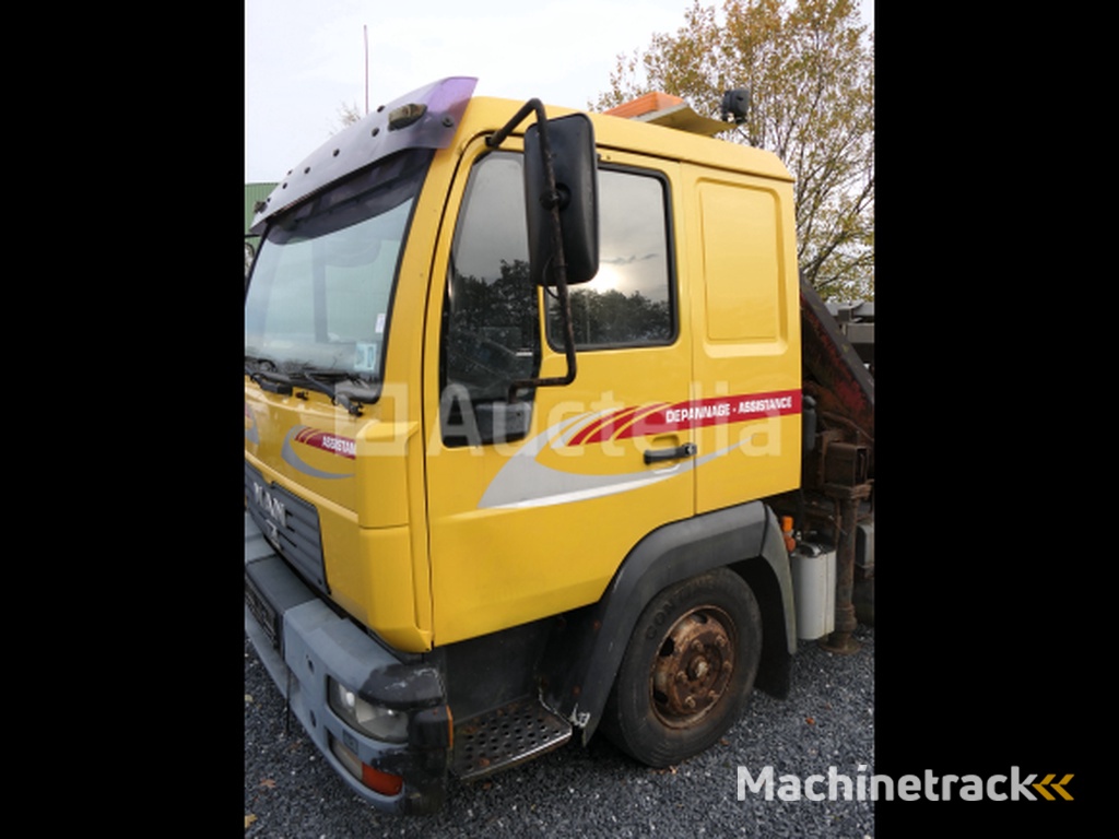 Bergingswagen MAN L12LC (2001-516.464 km)( VIN:WMAL71ZZZ1Y081609)