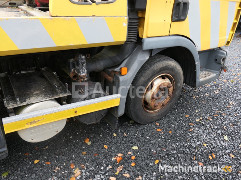 Berging vrachtwagen MAN Man TGL (2007-969.208 km)( VIN:WMAN15ZZ47Y189199)