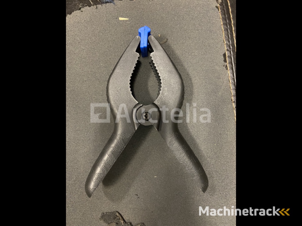 15 x Tarpaulin Clamp 6 inch 150mm