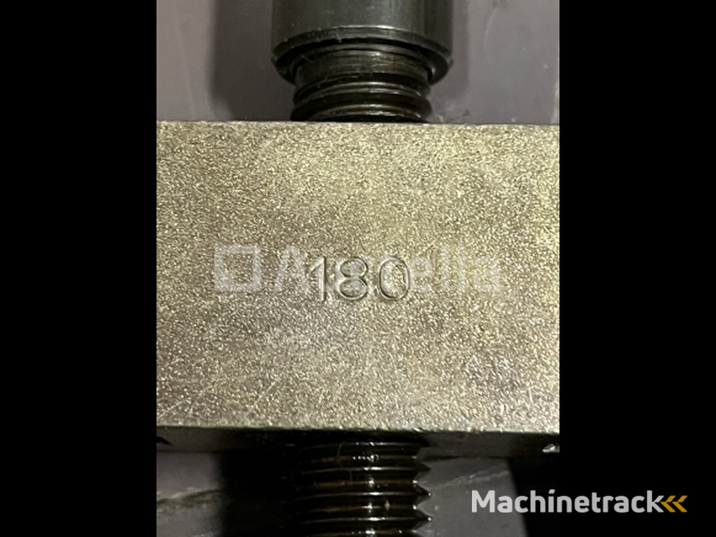 Motorcycle Chain Puller