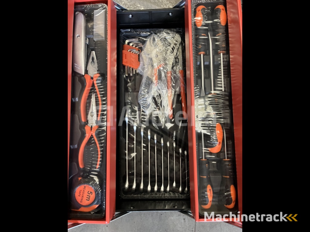 Tool box with 85 pieces of tools