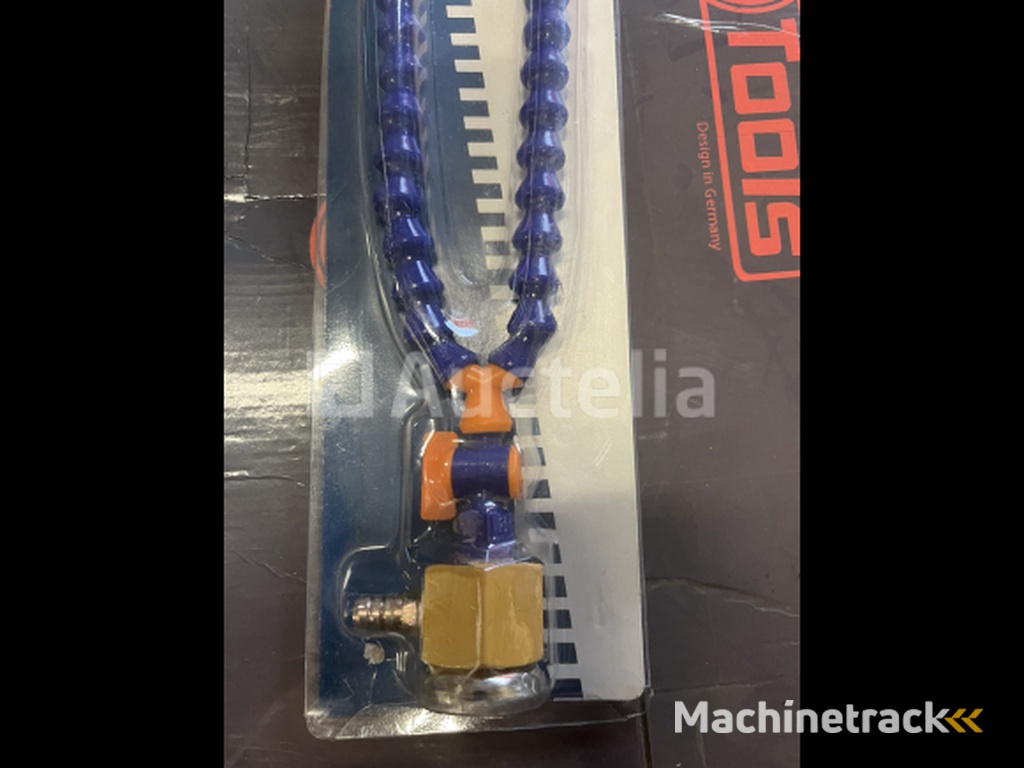 2 arm cooling hose on magnetic base