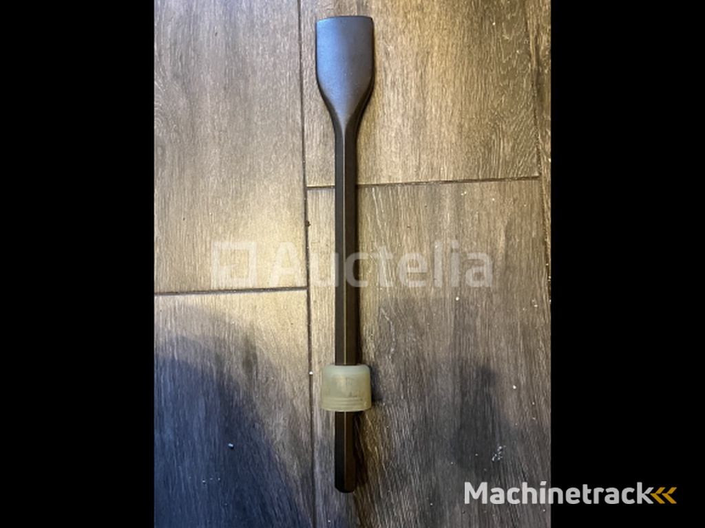Large SDS+ chisel