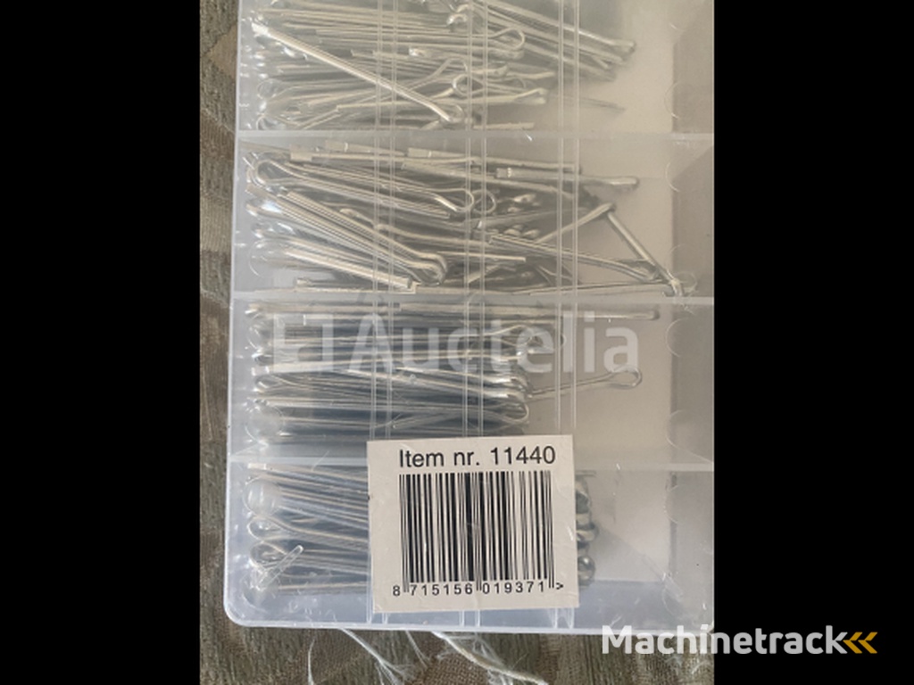 Split pin set 555 pieces