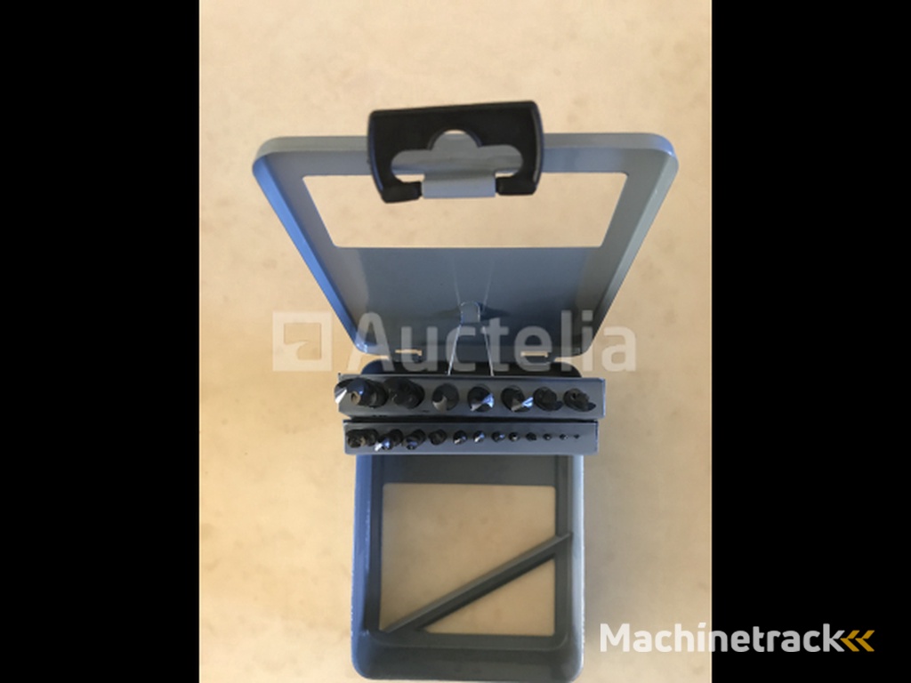 19 piece HSS metal drill set in case