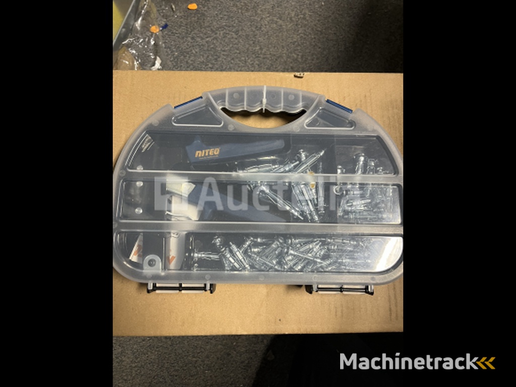 Hollow wall plug set Niteo