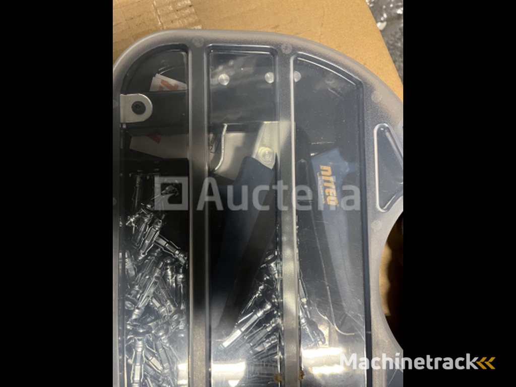 Hollow wall plug set Niteo