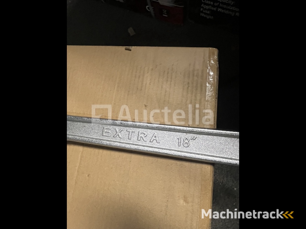 English wrench 18 inch
