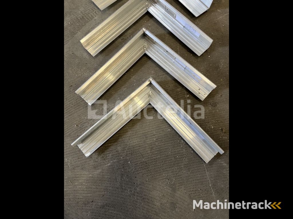 9 x aluminium hoekprofiel