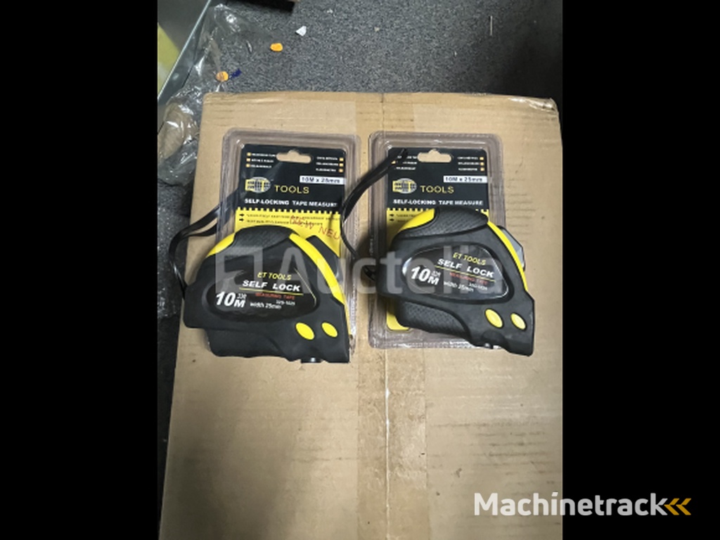 2x tape measure 10 meters rubber