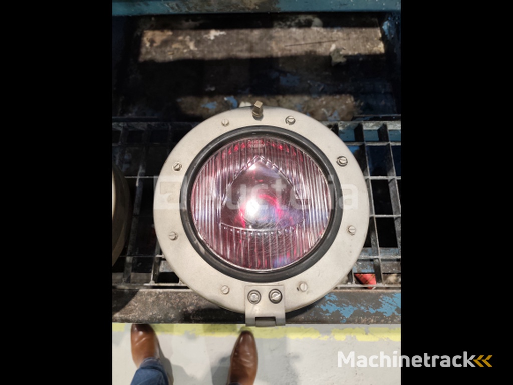 1 SNCB locomotive headlight (RED)