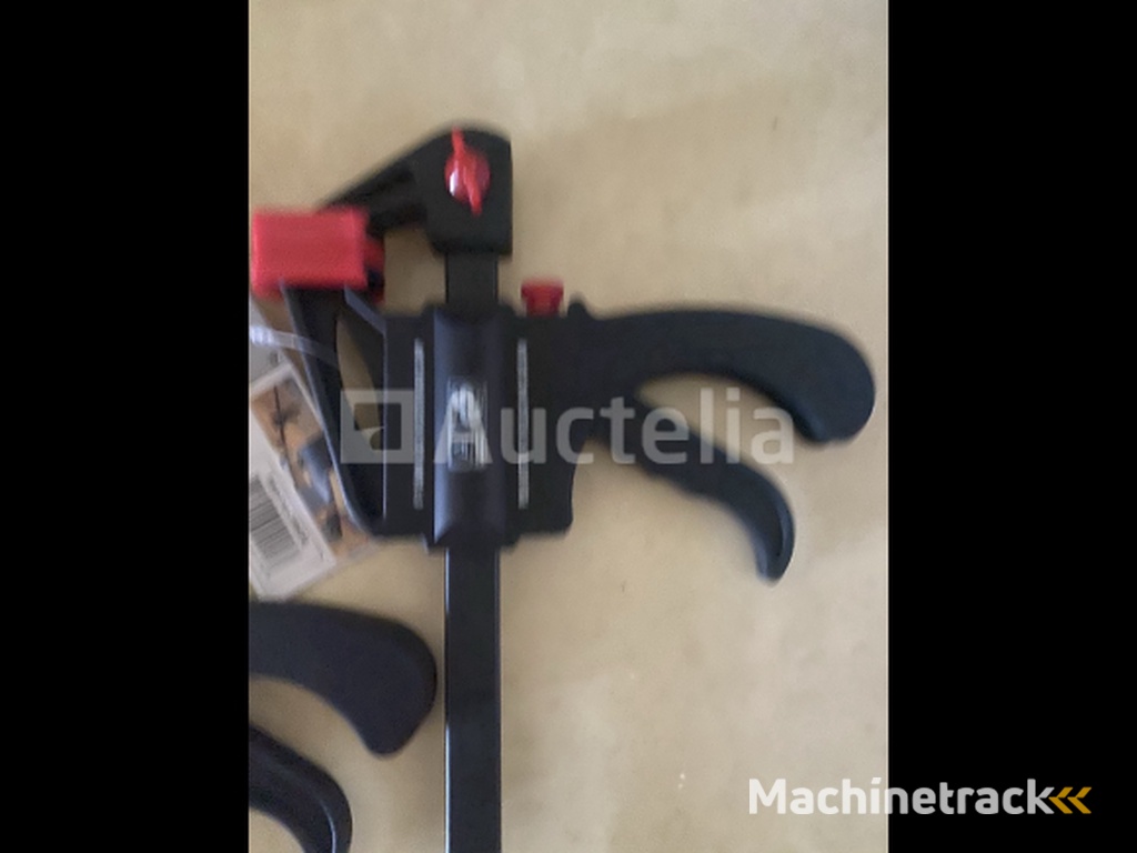 2 Quick-release clamps 150 mm