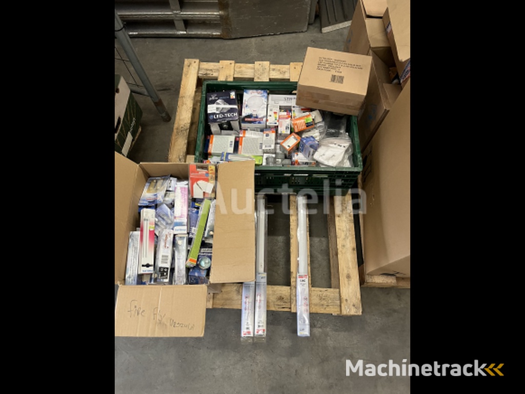 Partij lampen, led etc