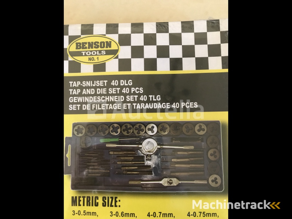 40 piece Tap and die set