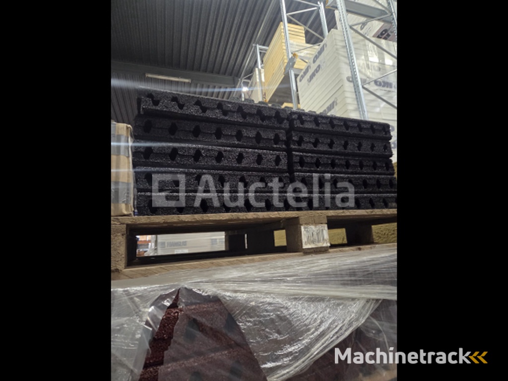 Rubber tegels (total 229 stuk)