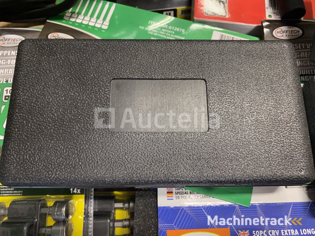 Socket set extended torx