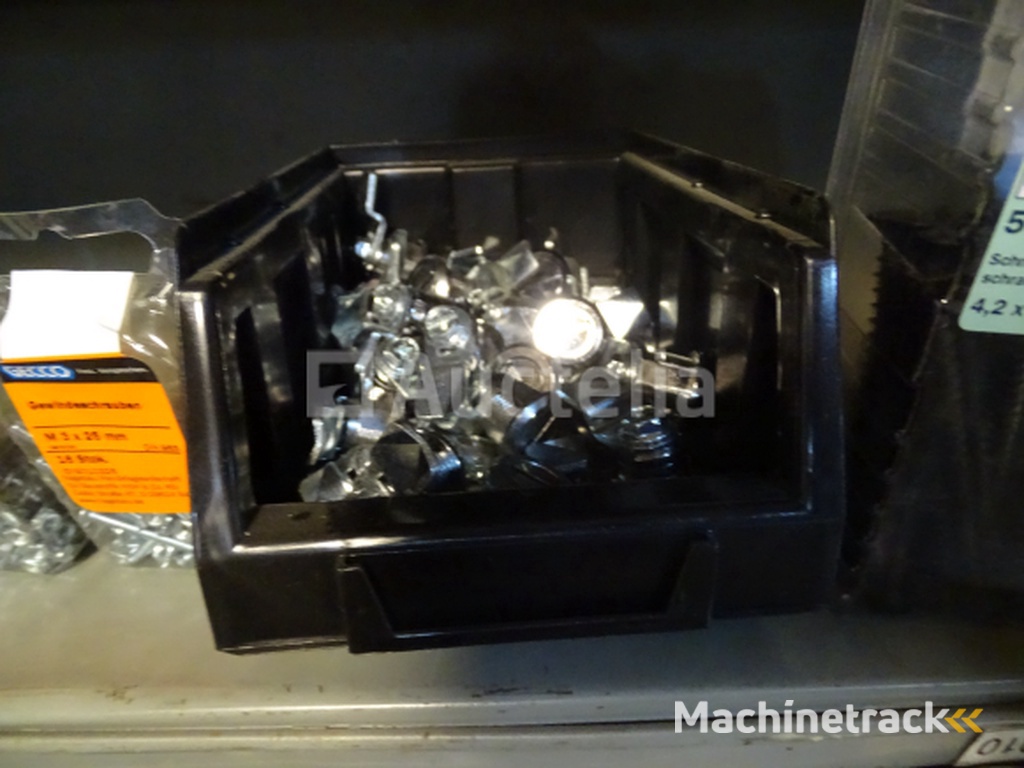 20,000 (+/-) Miscellaneous fasteners