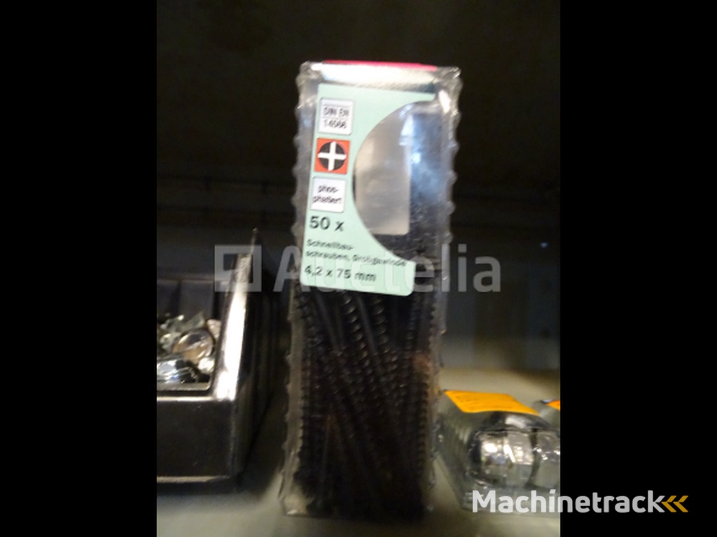 20,000 (+/-) Miscellaneous fasteners