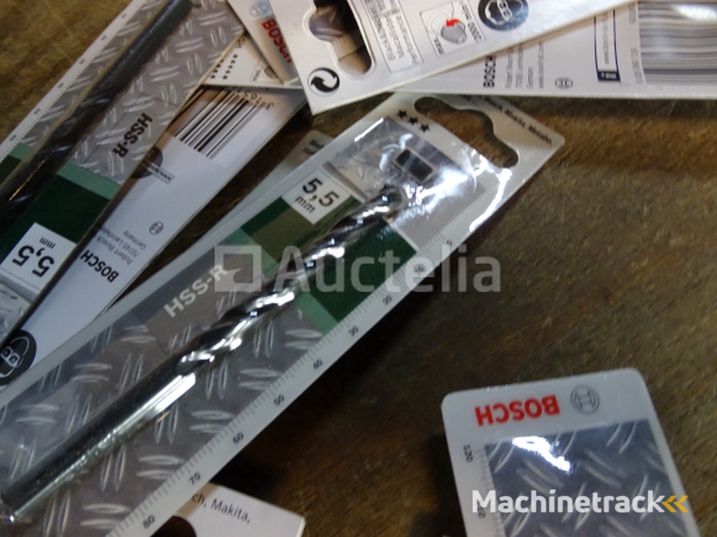 Drilling Rig, Grinding Machine CHAMPION CP-118 with 60 BOSCH Bits