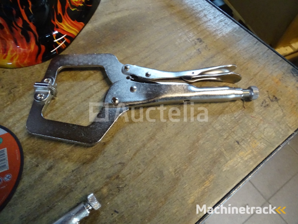 Lasapparatuur (zie detail)