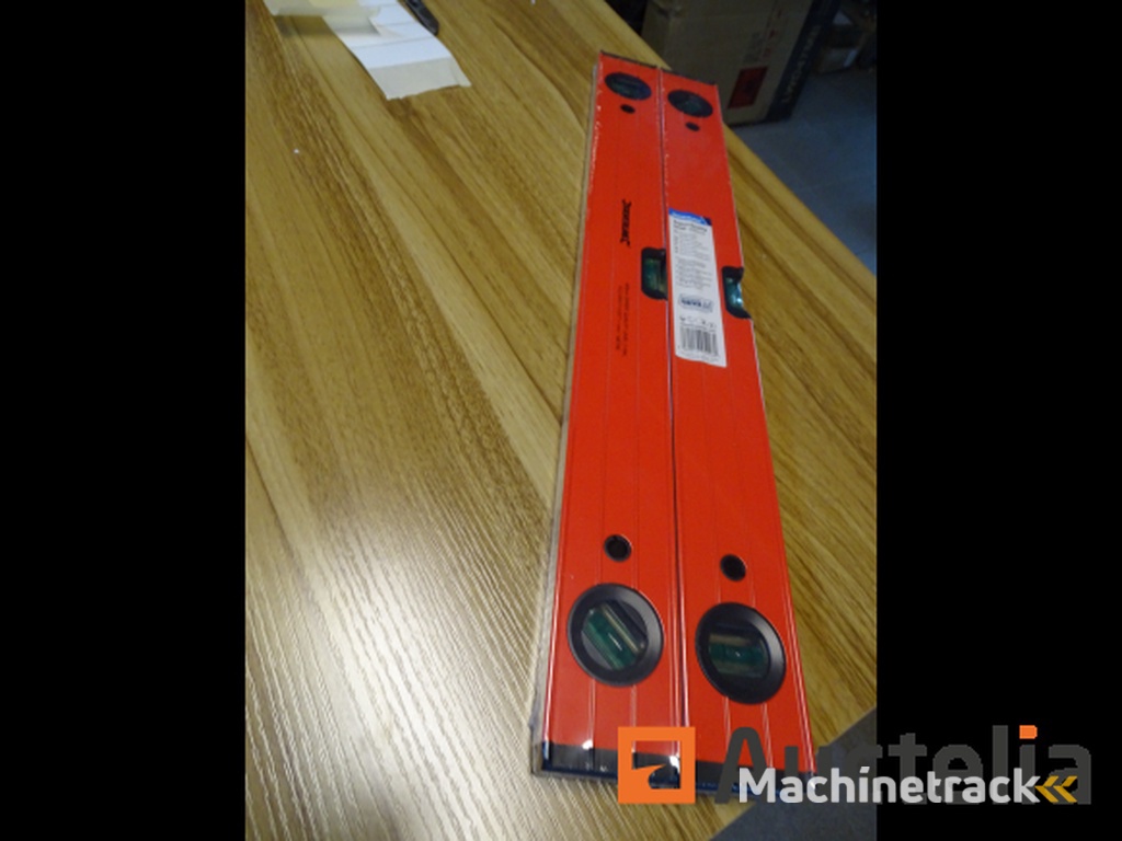 10 professionele versterkte waterpassen in SILVERLINE Expert aluminium