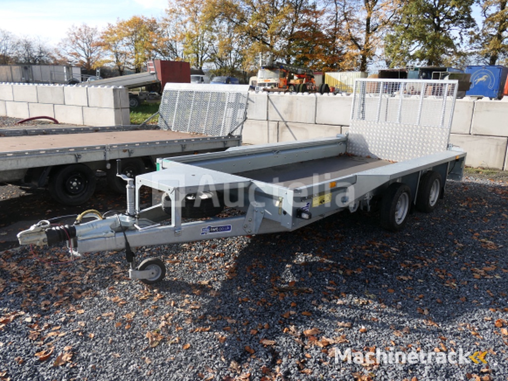 Dubbelassige aanhangwagen dragende machine met laadklep Ifor Williams 2Hb (VIN:SCKD00000N0805155)