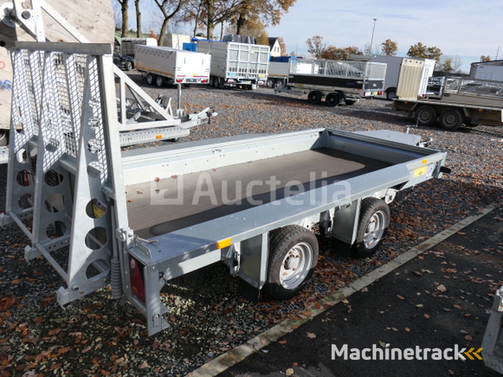 Dubbelassige aanhangwagen dragende machine met laadklep Ifor Williams 2Hb (VIN:SCKD00000N0805155)