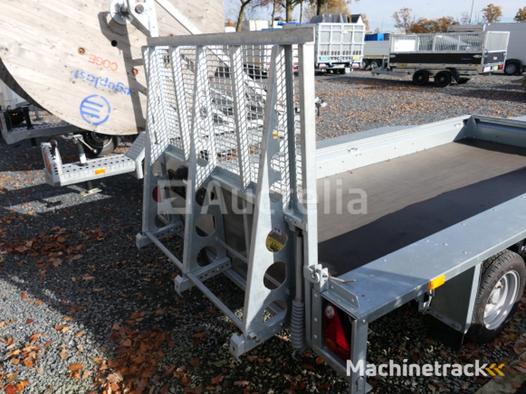 Dubbelassige aanhangwagen dragende machine met laadklep Ifor Williams 2Hb (VIN:SCKD00000N0805155)