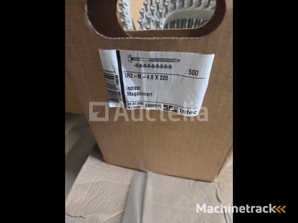 Guardian screws on belt + Makita screwdrivers