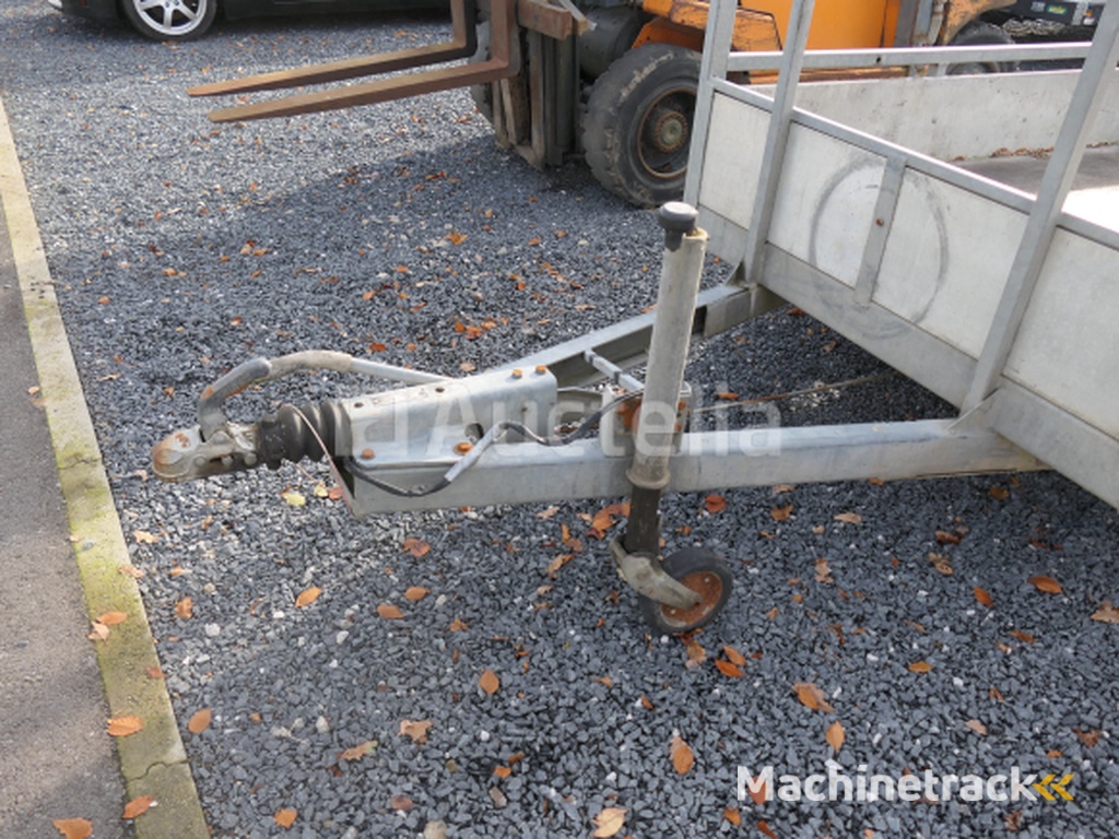 Marco AV27TA Dubbelassige Vaste Sideboard Aanhangwagen (VIN:MAPT2616)