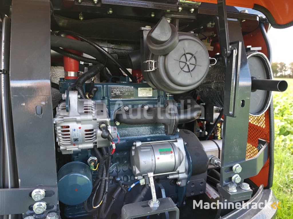 Cougar - 2025 - XT-18U - Minigraafmachine met Kubota motor D902