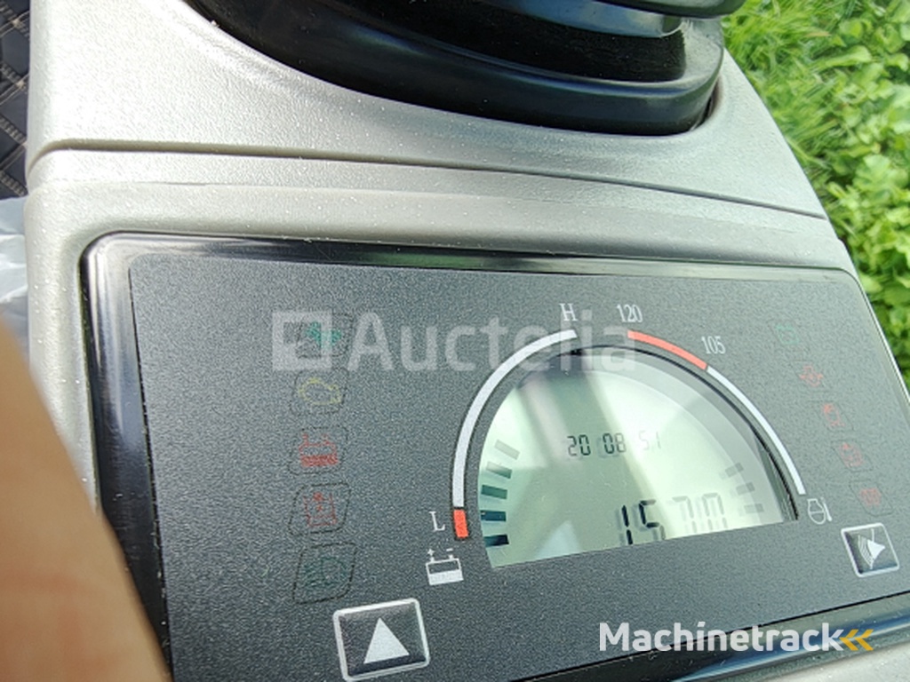 Cougar - 2025 - XT-18U - Minigraafmachine met Kubota motor D902