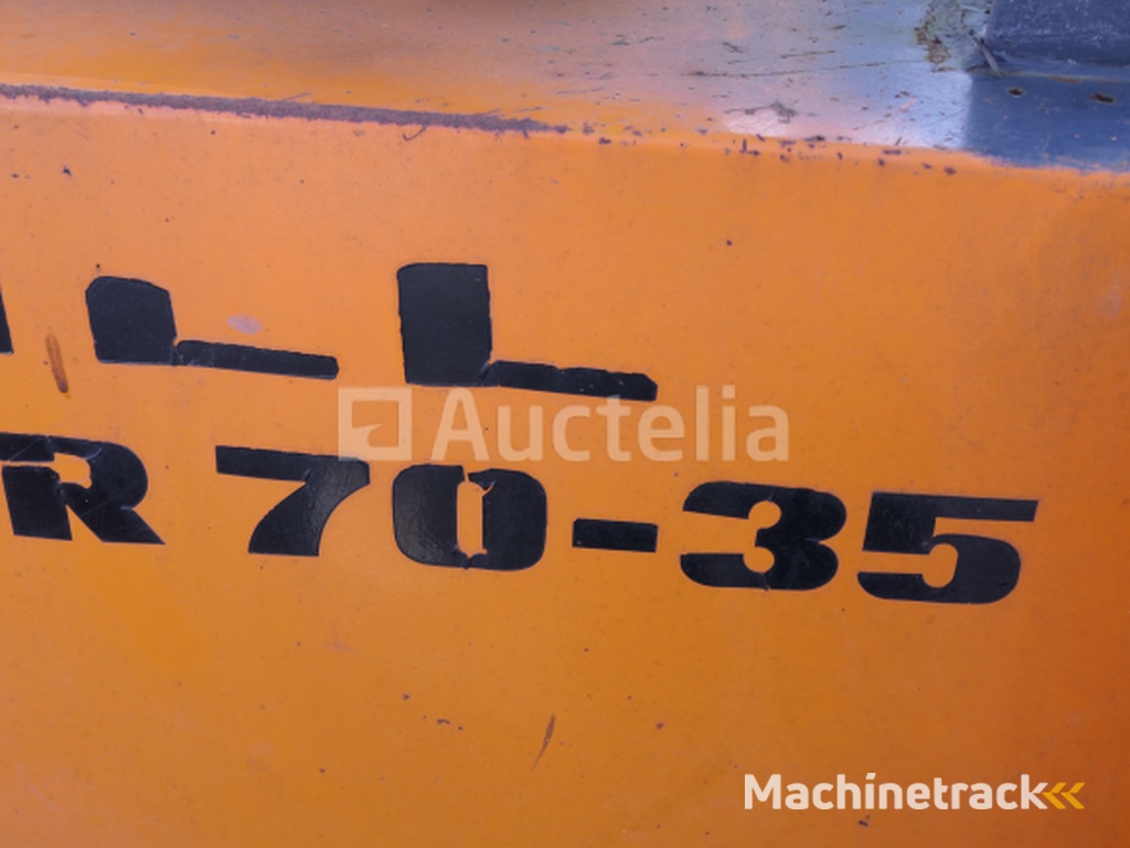 Still R70-35 forklift