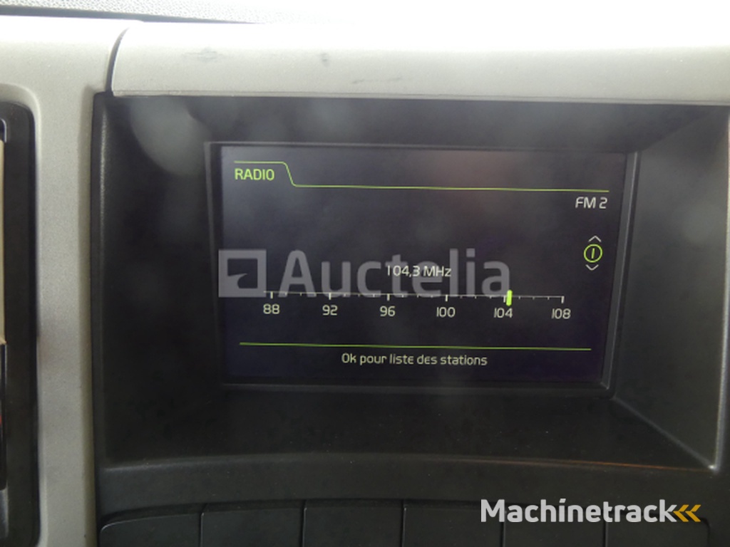 Volvo FM trekker (2016-713.949 km-VIN:YV2XZX0A3GB778254)