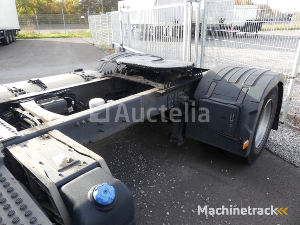 Volvo FM trekker (2016-713.949 km-VIN:YV2XZX0A3GB778254)