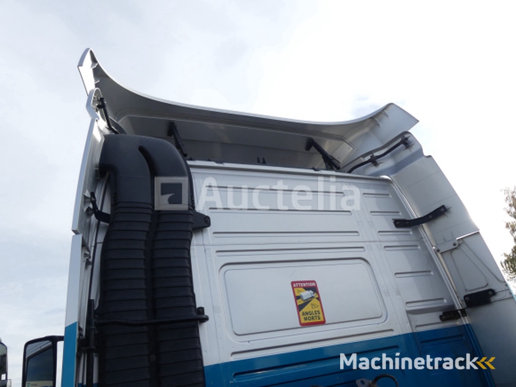 Volvo FM trekker (2016-713.949 km-VIN:YV2XZX0A3GB778254)