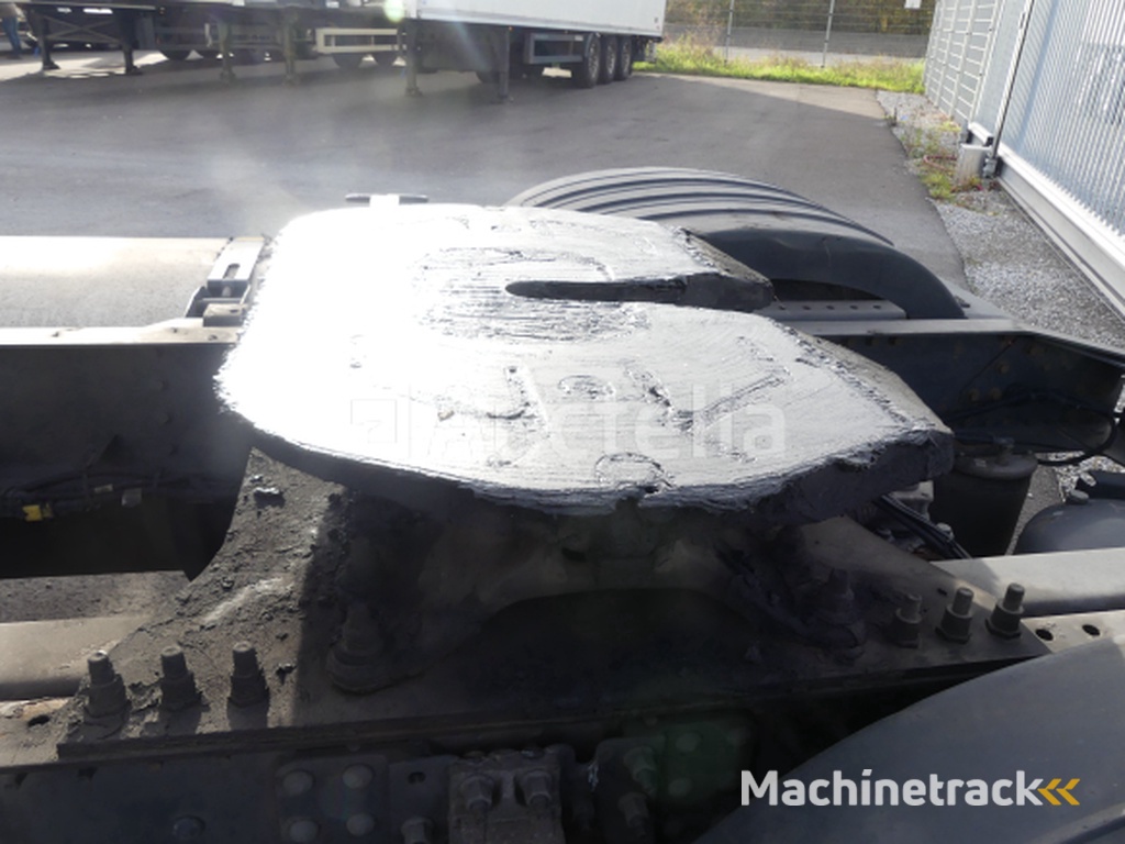 Volvo FM trekker (2016-713.949 km-VIN:YV2XZX0A3GB778254)