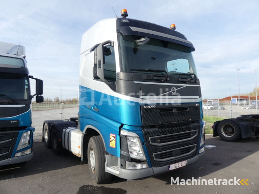 Volvo FH trekker (2016-704.996 km-VIN: YV2RT40D2GB769077)