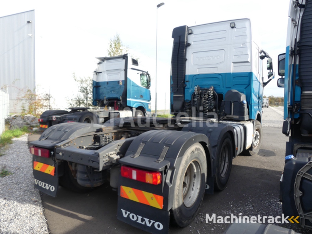 Volvo FH trekker (2016-704.996 km-VIN: YV2RT40D2GB769077)
