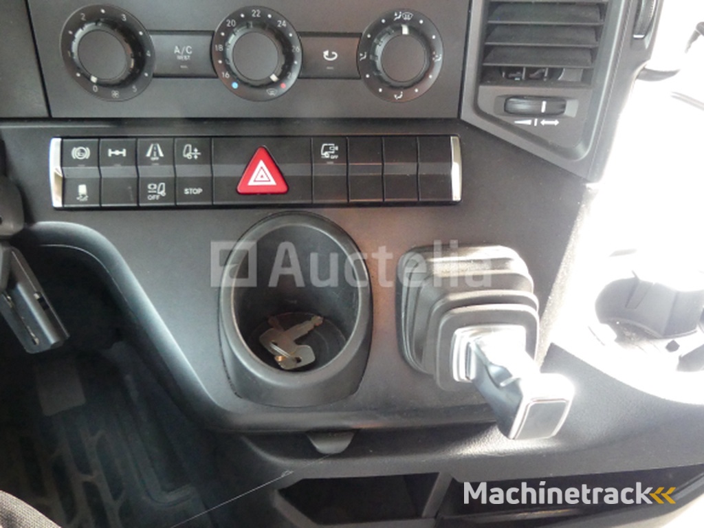 Mercedes-Benz Actros trekker (2017-690.339 km-VIN:WDB96340310141358)