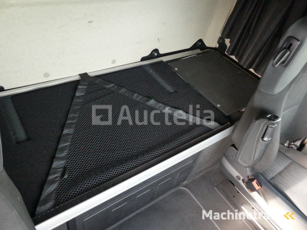 Mercedes-Benz Actros trekker (2017-690.339 km-VIN:WDB96340310141358)