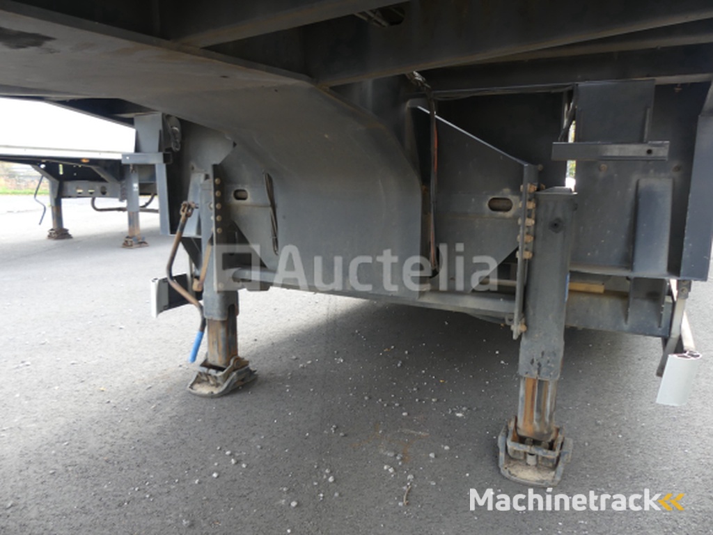 Kassbohrer Lowbed Trailer (2018-VIN:WKVDAS00300088494)