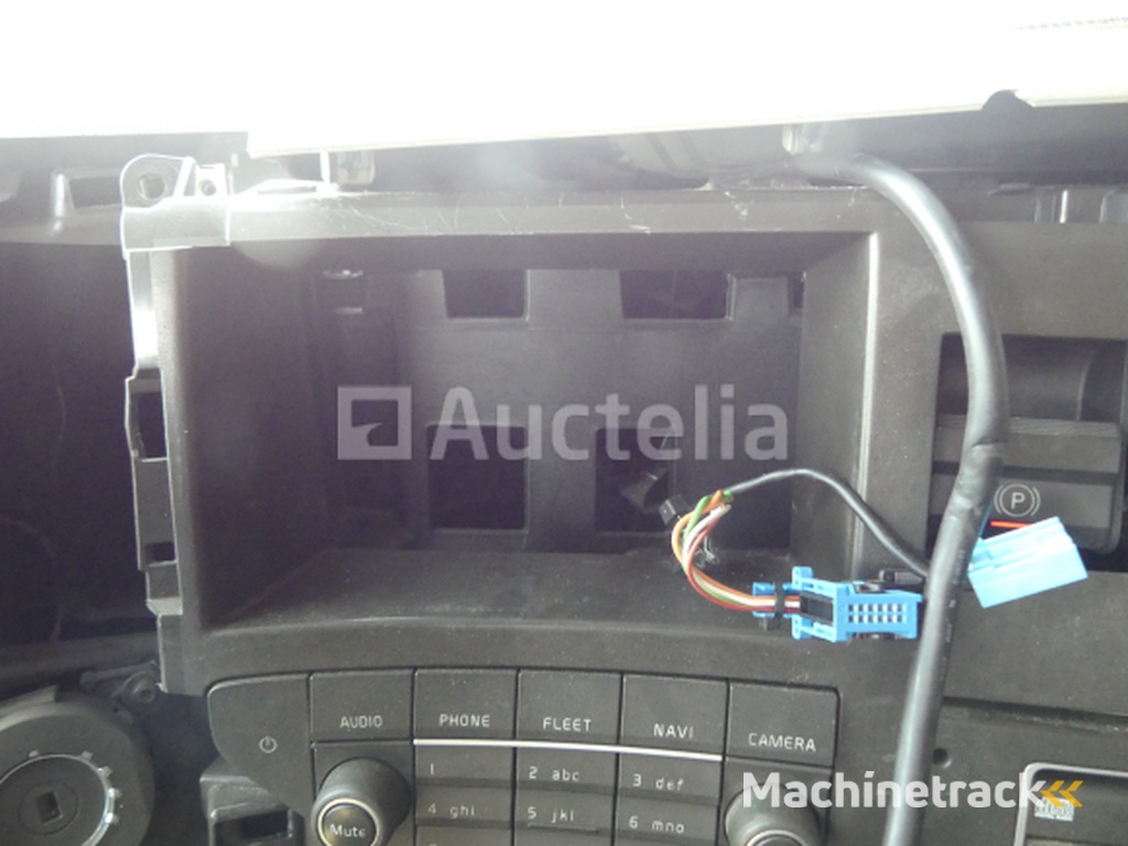 Volvo FM Curb Truck (2016-561.954 km-VIN:YV2X922C5GA795659)