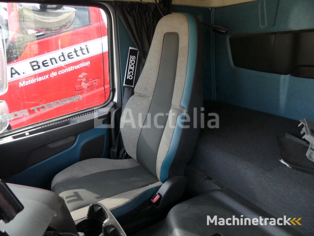 Volvo FM Curb Truck (2016-561.954 km-VIN:YV2X922C5GA795659)