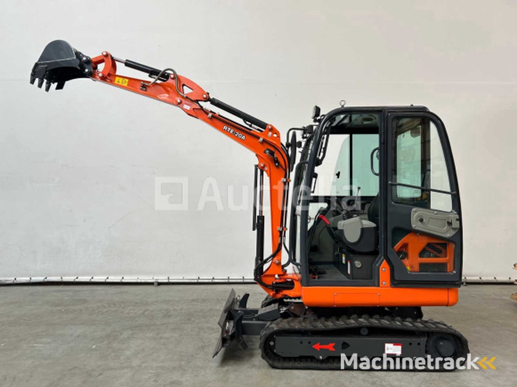 RTE - 2025 - CR213 - Minigraafmachine Kubota Euro 5 met cabine