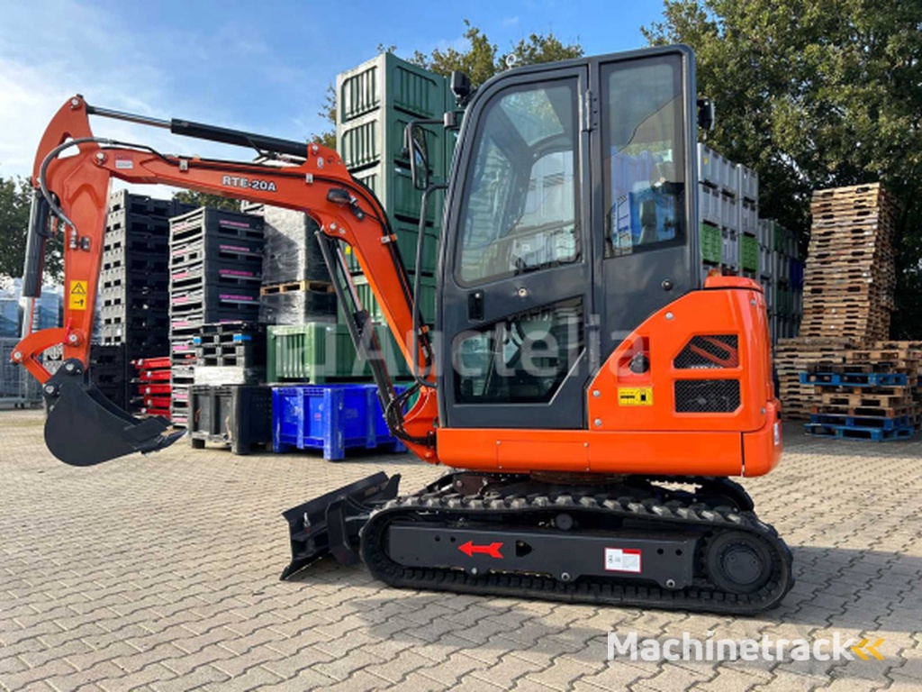 RTE - 2025 - CR213 - Minigraafmachine Kubota Euro 5 met cabine
